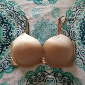 Victoria's Secret Very Sexy Push Up Bra 32DDD